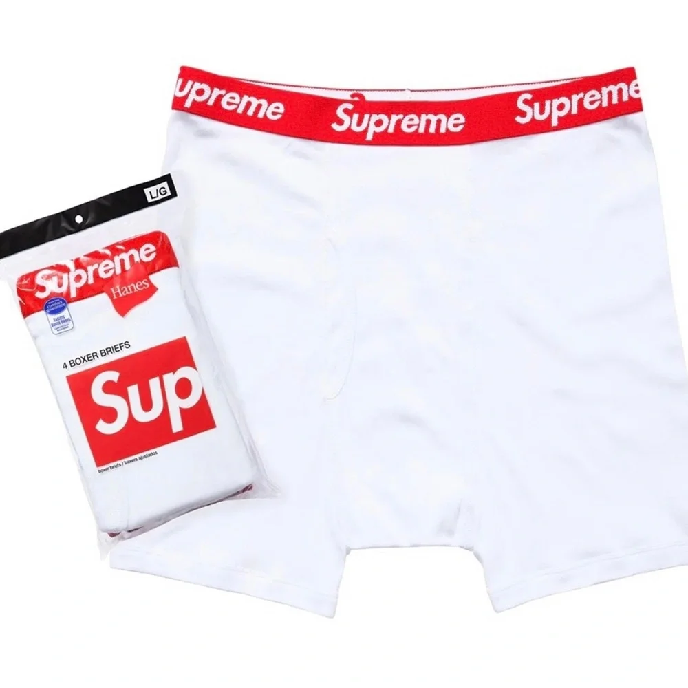 Supreme x Hanes boxer 4 pack